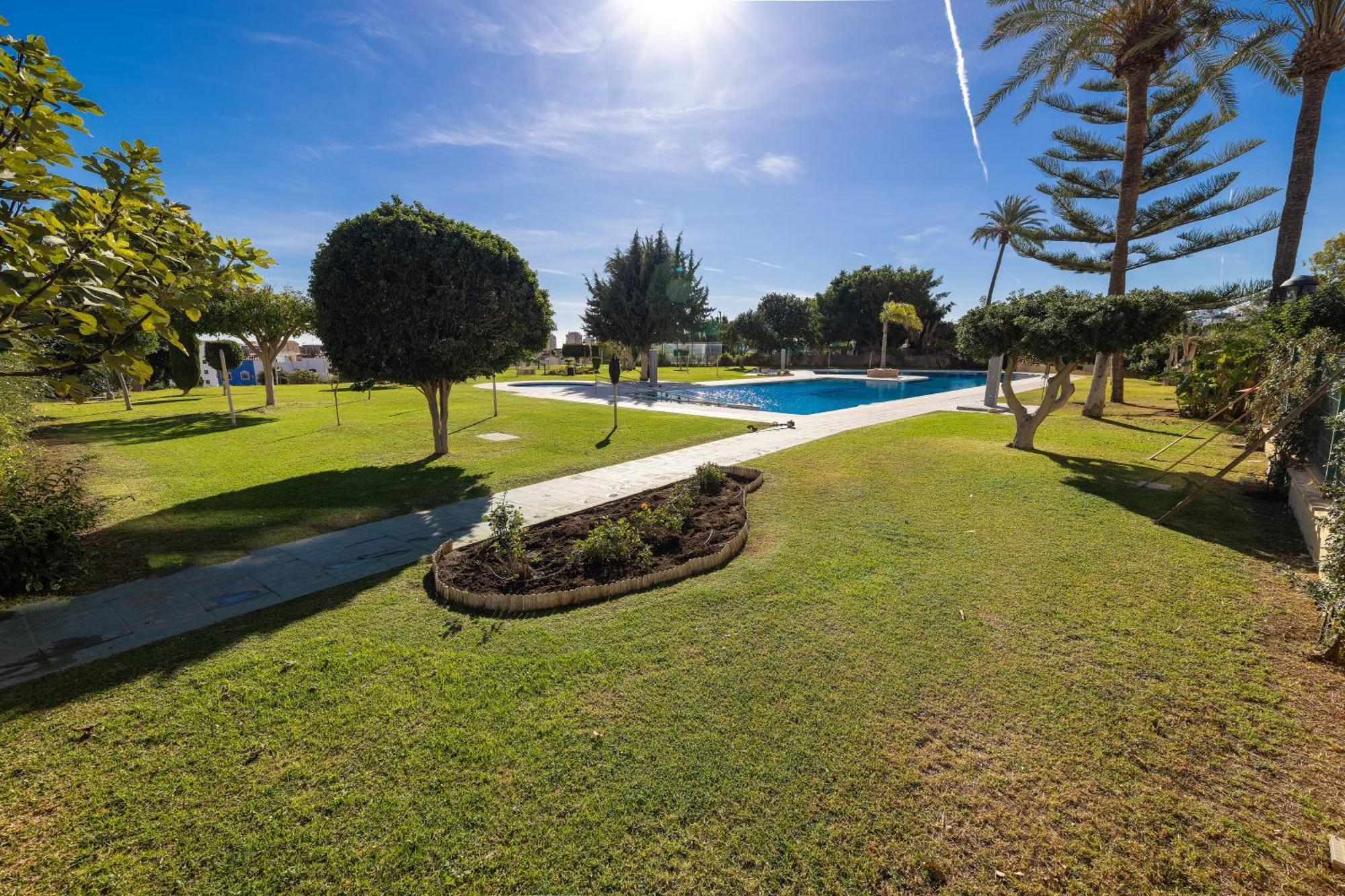 Sun Apartments Torremolinos Buitenkant foto