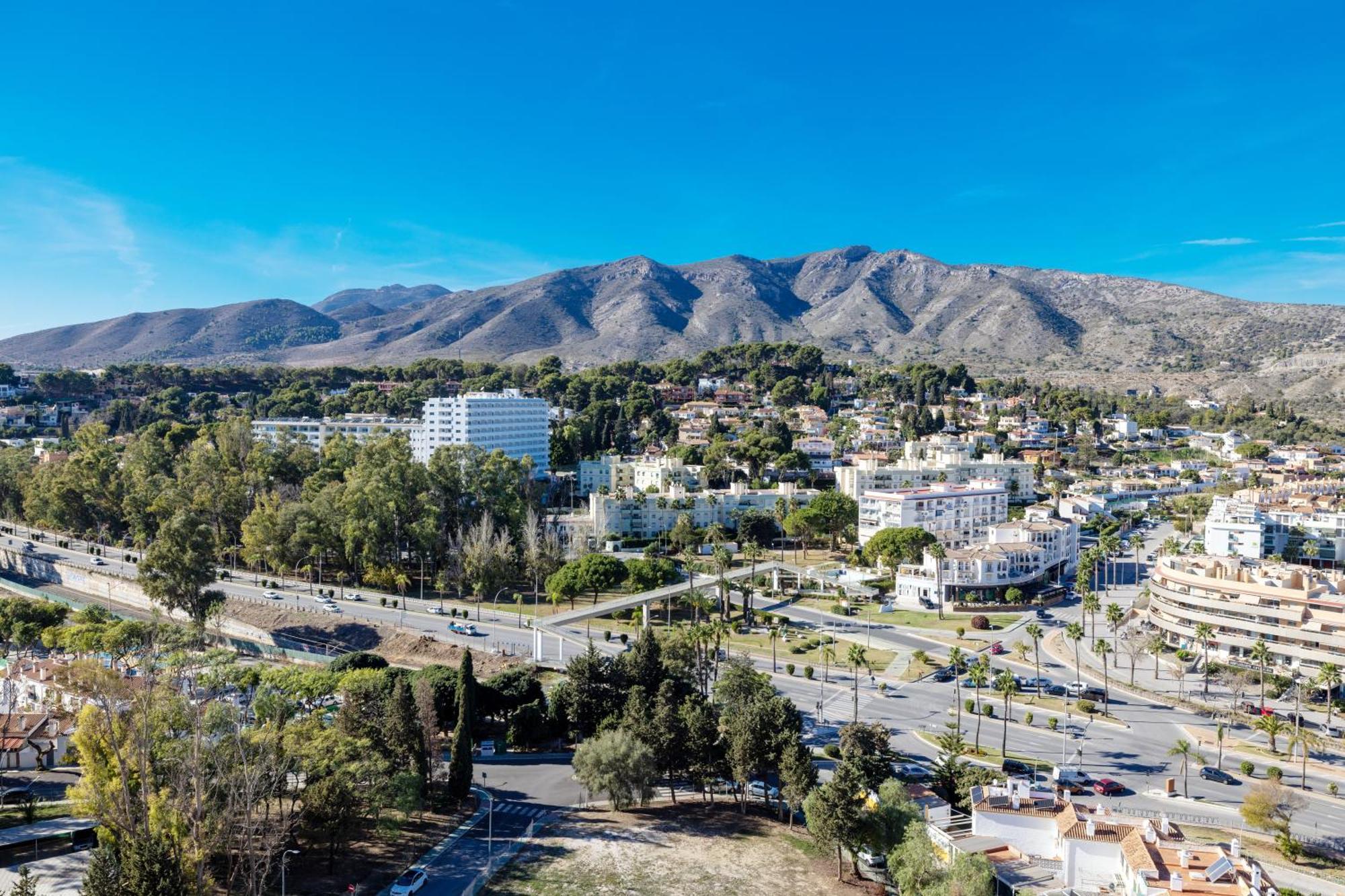 Sun Apartments Torremolinos Buitenkant foto