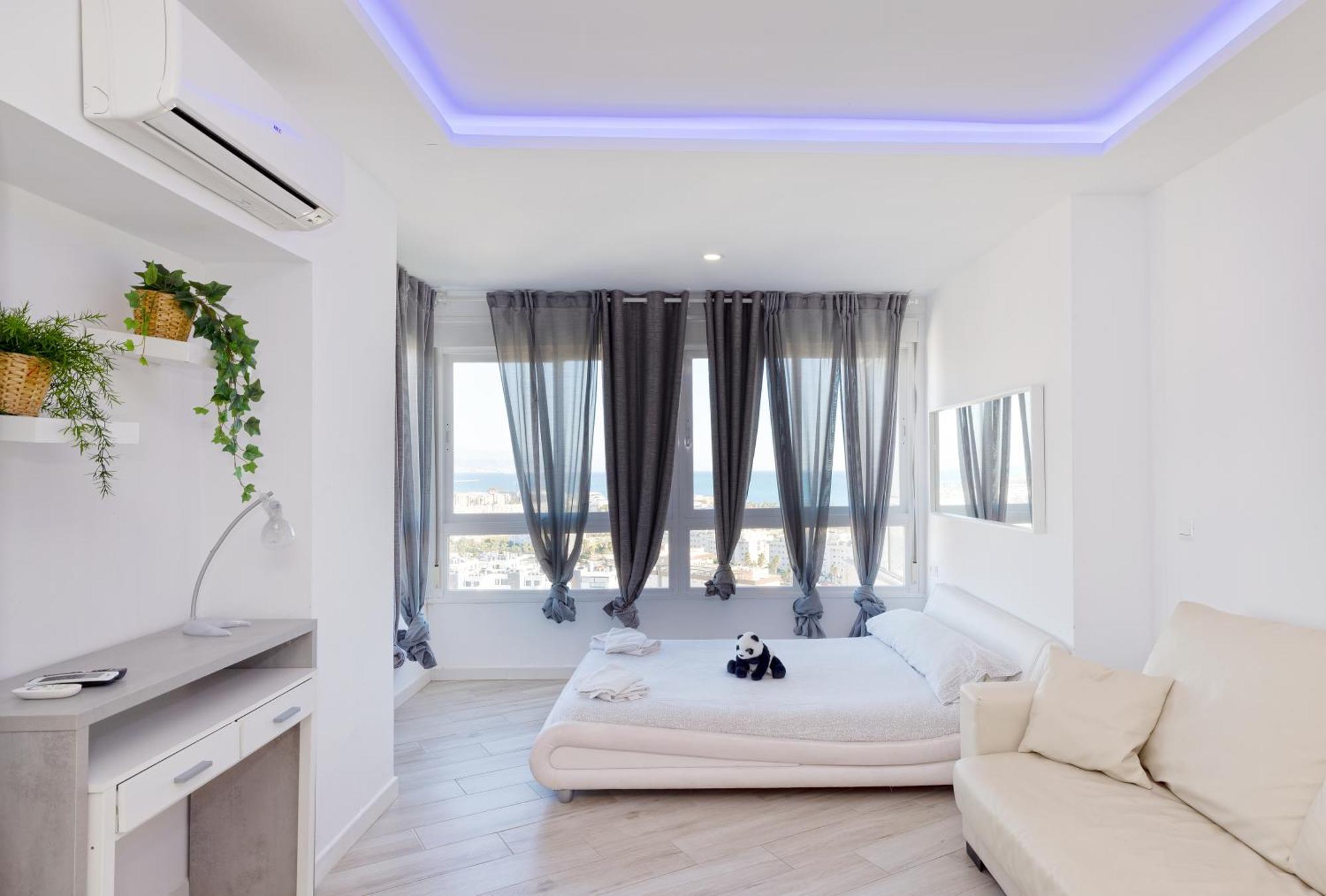Sun Apartments Torremolinos Buitenkant foto