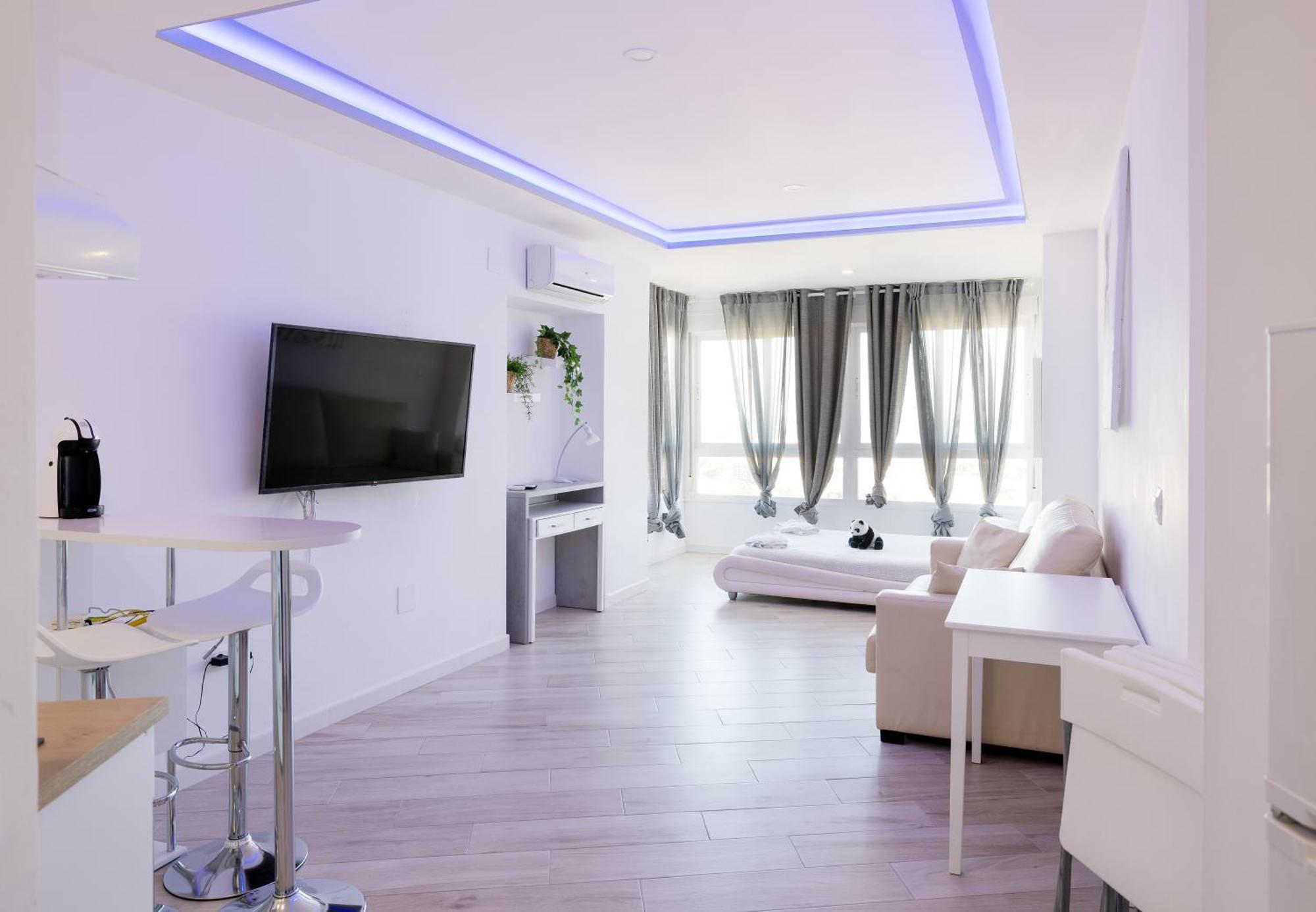 Sun Apartments Torremolinos Buitenkant foto