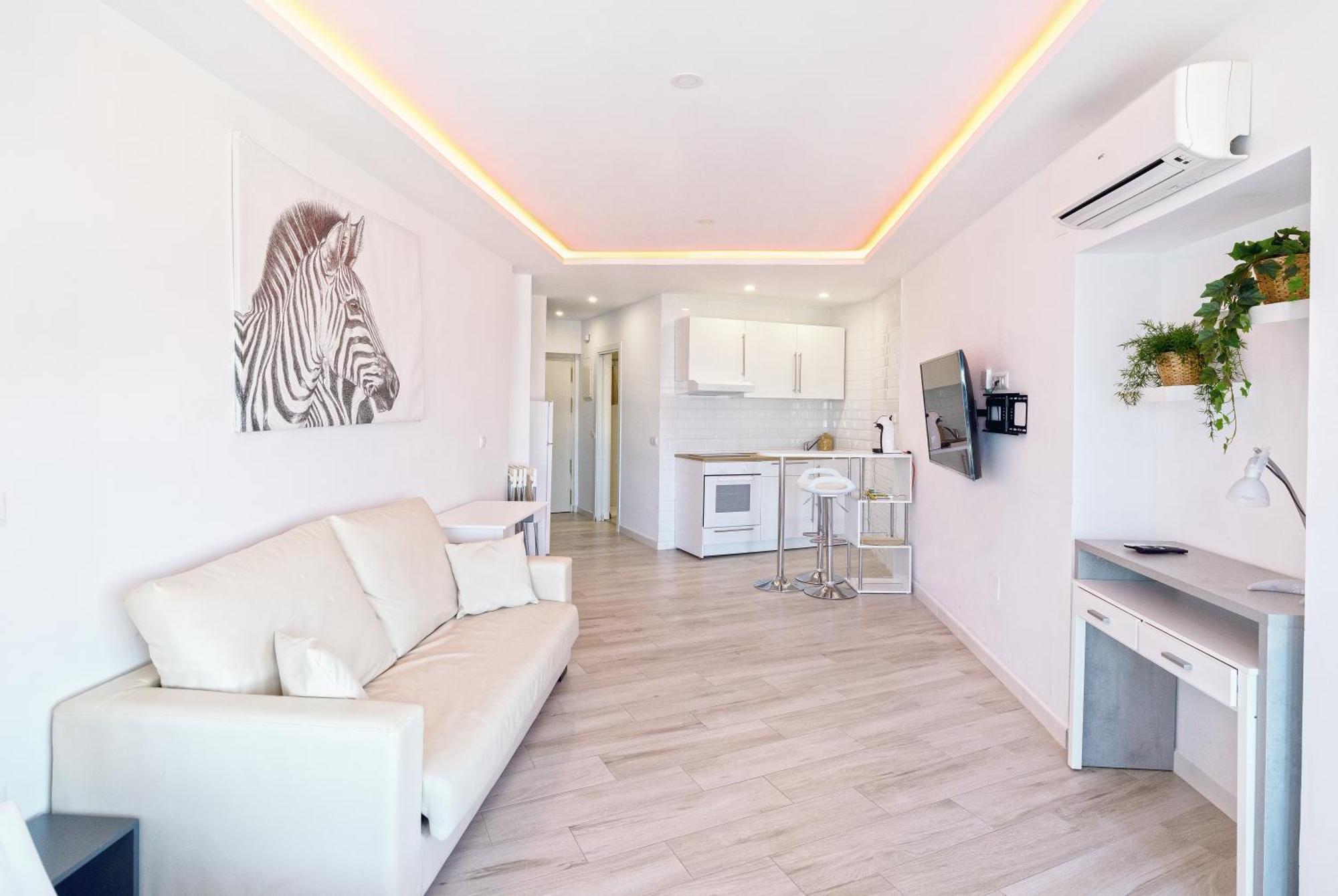 Sun Apartments Torremolinos Buitenkant foto