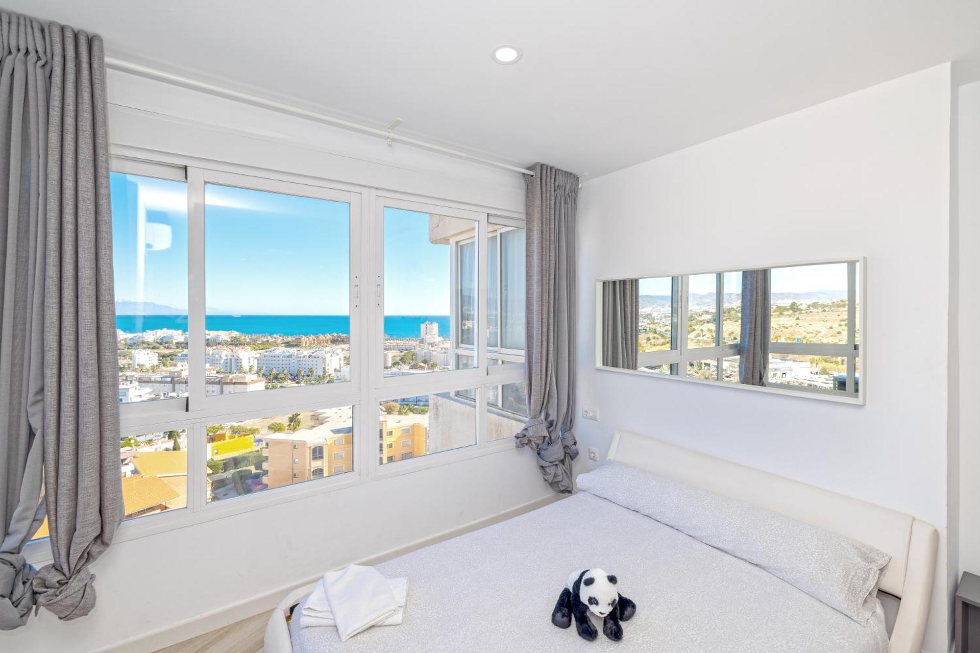 Sun Apartments Torremolinos Buitenkant foto