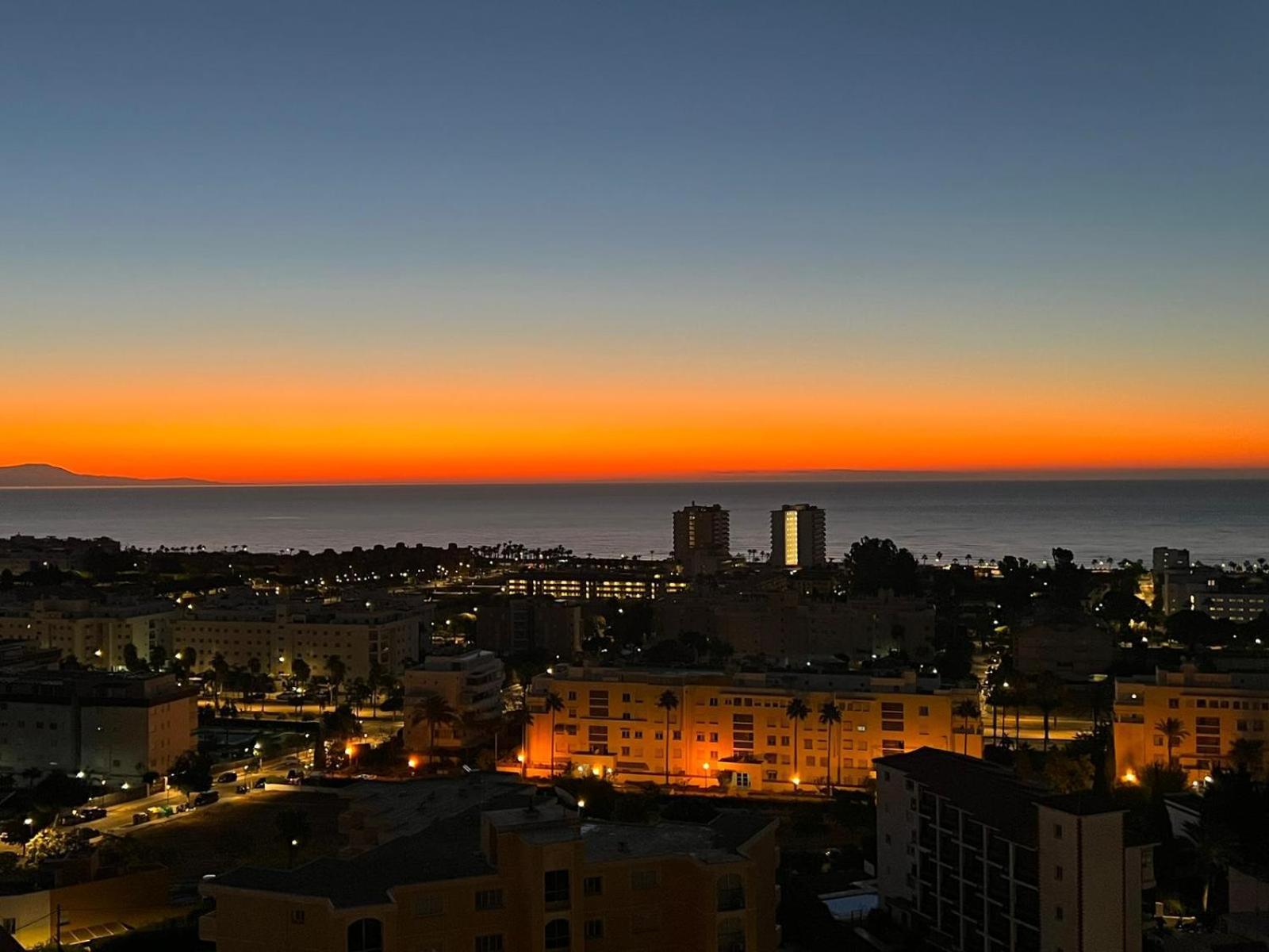 Sun Apartments Torremolinos Buitenkant foto